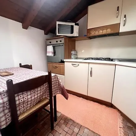 Apartament 26, Near The Valmadrera